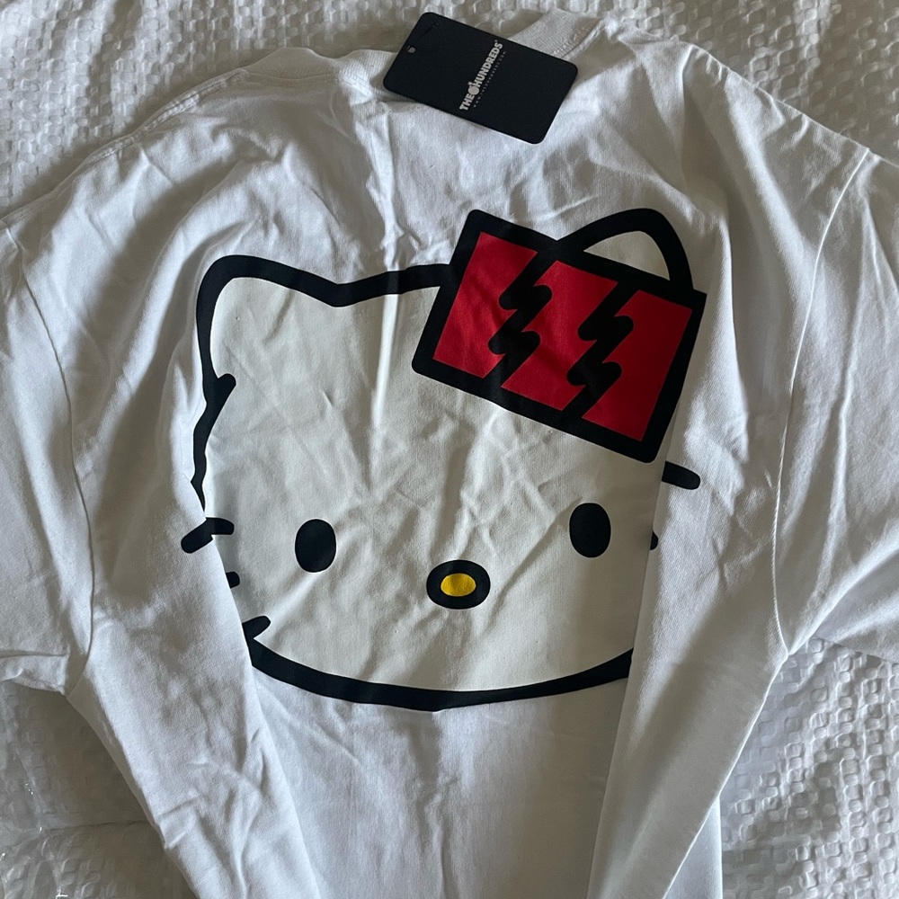 Hello kitty white T-shirt